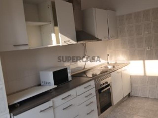 Apartamento T2 em Amora
