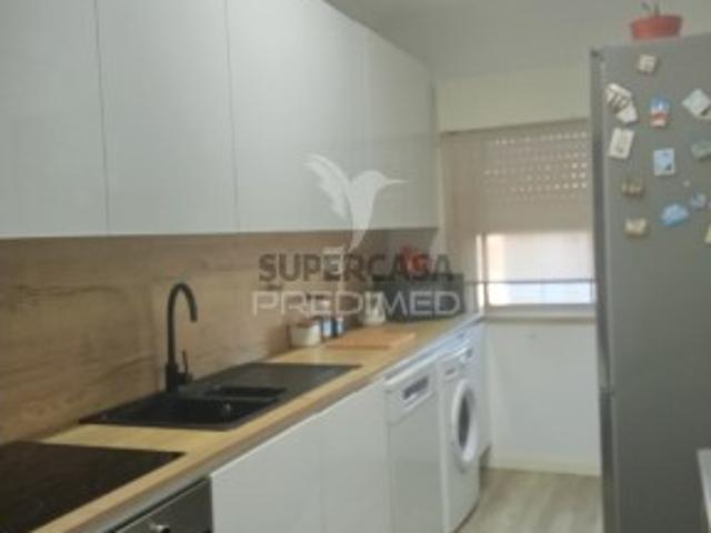 Apartamento T2 em Amora