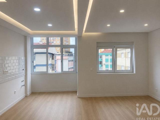Apartamento T2 em Amora de 74 m² 74m² Amora