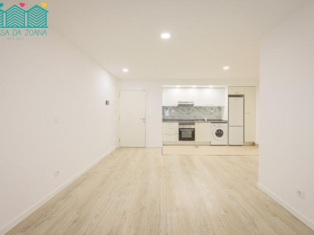 Apartamento T2 em Aradas