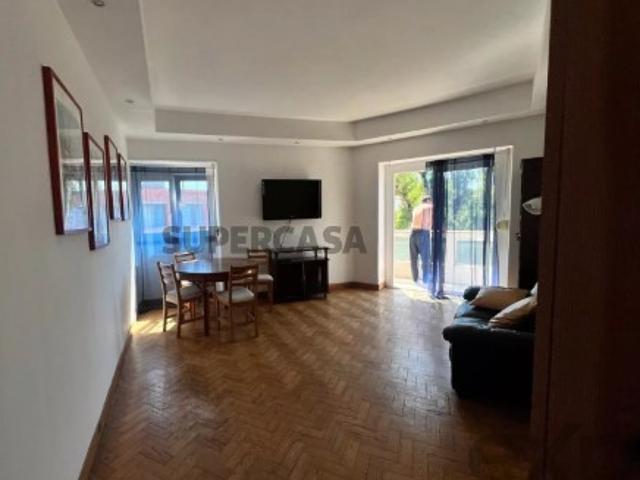 Apartamento T2 em Areeiro