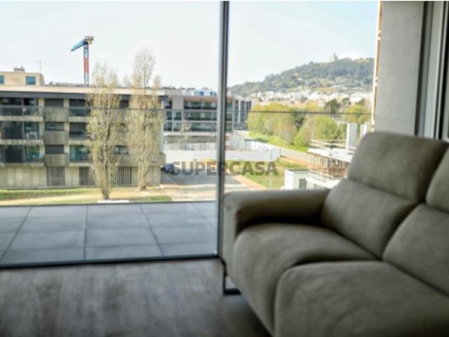 Apartamento T2 em Areosa