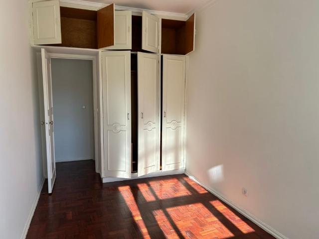 Apartamento T2 em Arrendamento na Estrada da Luz, Lisboa