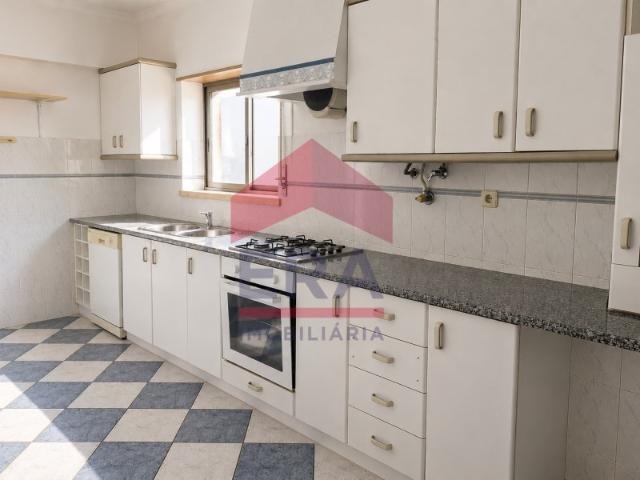 Apartamento T2 em Atouguia da Baleia, Peniche