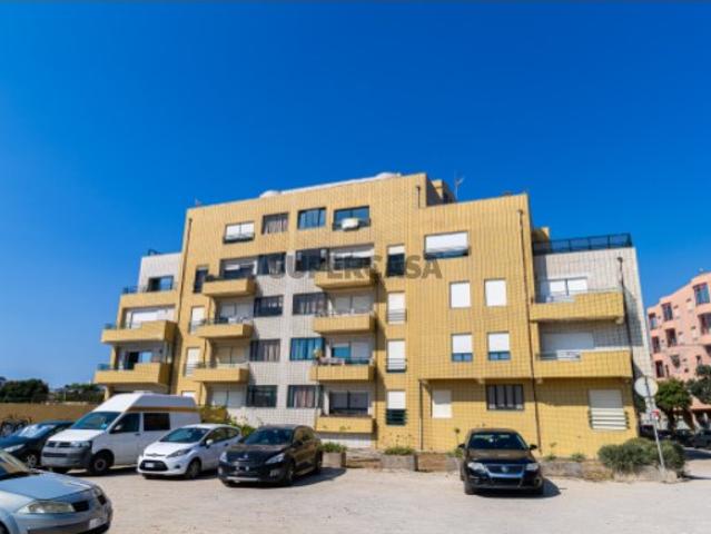 Apartamento T2 em Aver o Mar