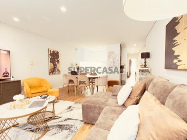 Apartamento T2 em Avintes
