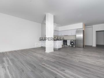 Apartamento T2 em Azambuja