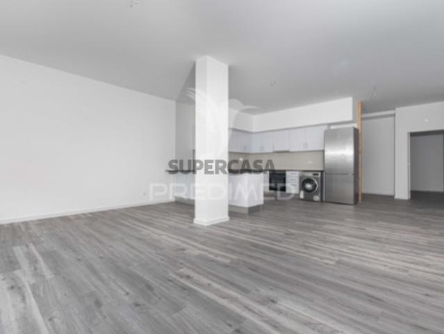Apartamento T2 em Azambuja
