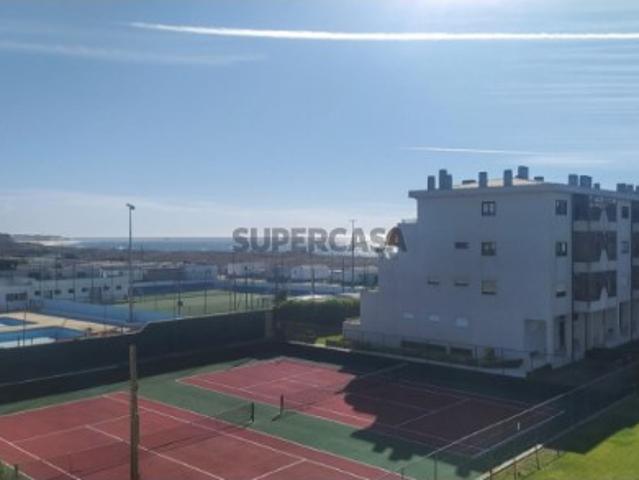 Apartamento T2 em Azurara