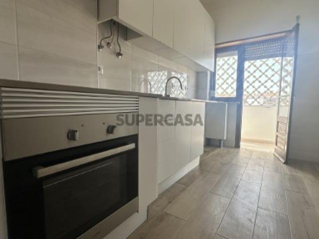 Apartamento T2 em Baixa da Banheira e Vale da Amoreira
