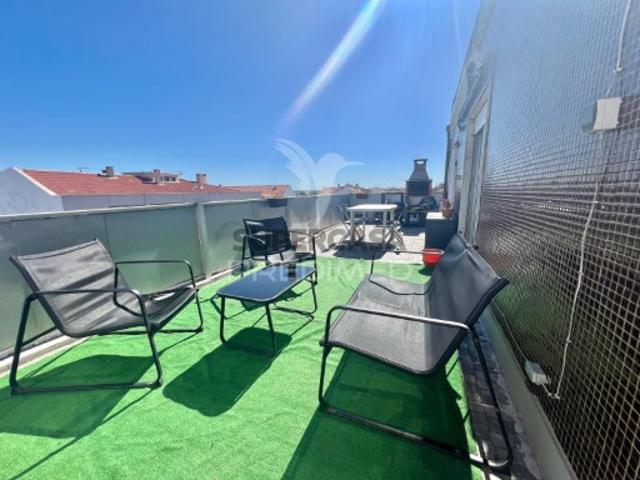 Apartamento T2 em Baixa da Banheira e Vale da Amoreira