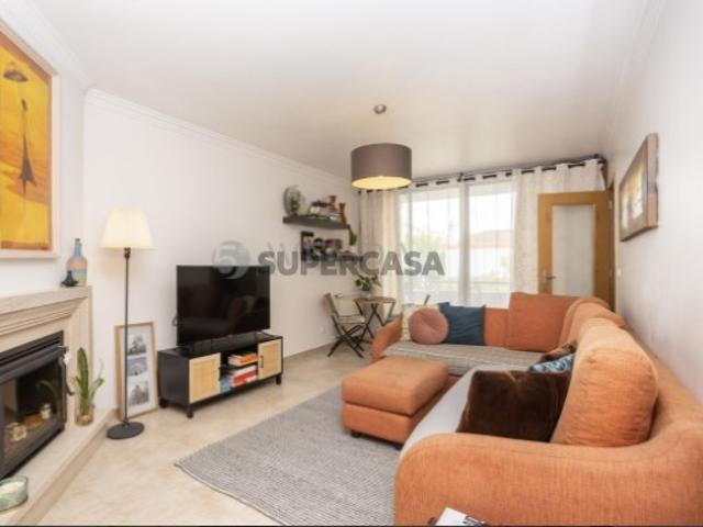 Apartamento T2 em Baixa da Banheira e Vale da Amoreira