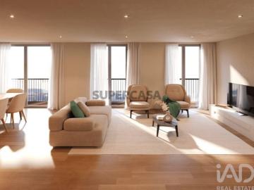 Apartamento T2 em Benfica de 106,00 m²