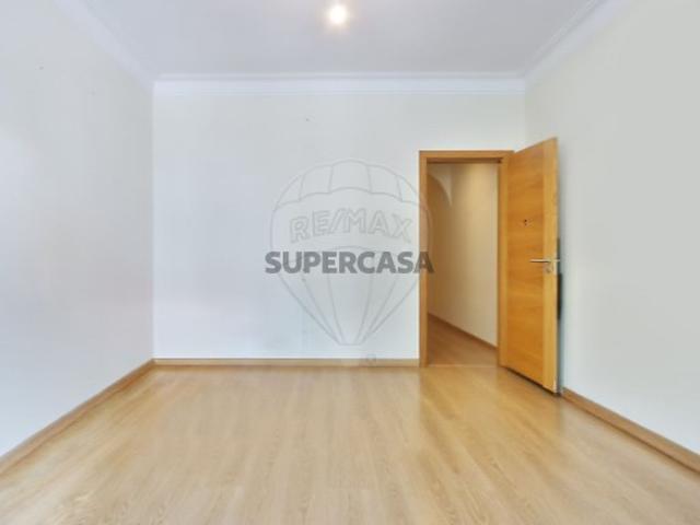 Apartamento T2 em Benfica