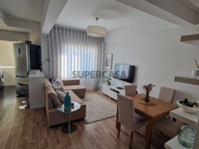 Apartamento T2 em Benfica