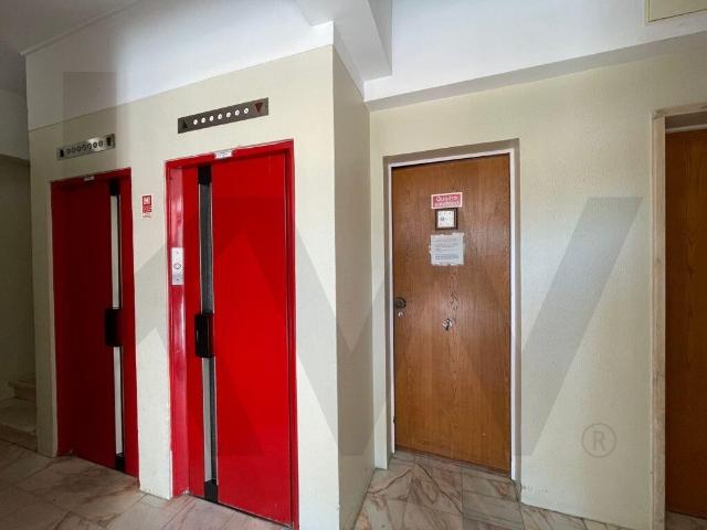 T2 remodelado a estrear em Belém no 3.º andar com elevador