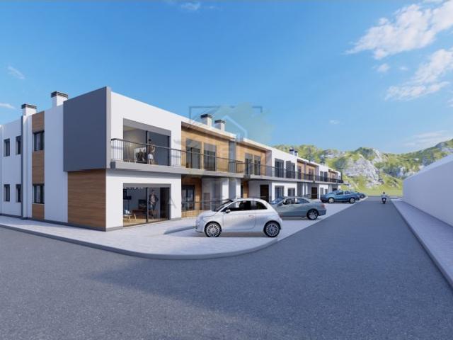 Apartamento T2 Em brejos de Azeitão com varanda