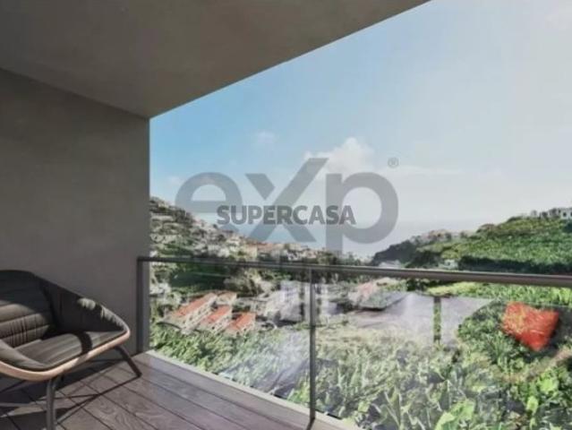 Apartamento T2 em Câmara de Lobos