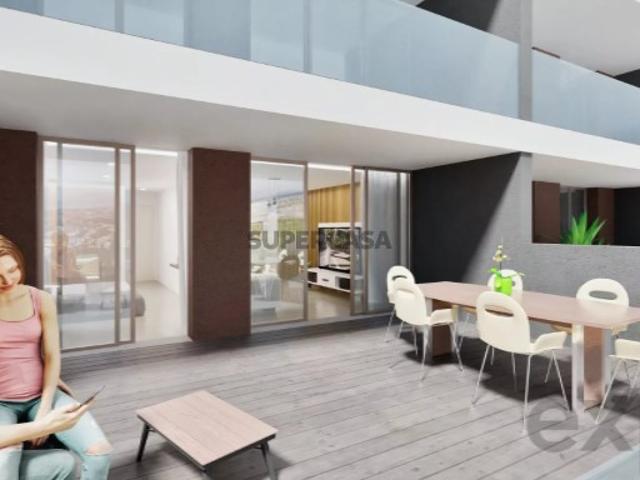 Apartamento T2 em Câmara de Lobos
