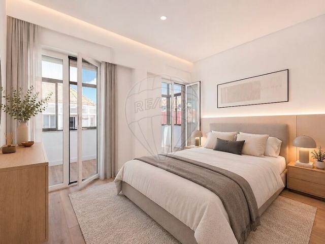 Apartamento T2 em Campo de Ourique Descubra este apartamento. 65m² Santo condestável