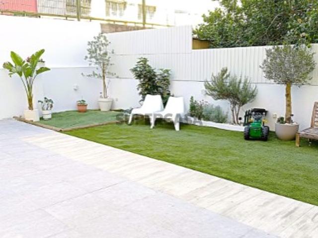 Apartamento T2 em Campo de Ourique