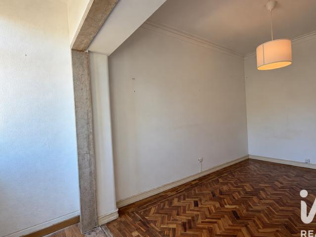 Apartamento T2 em Campo de Ourique