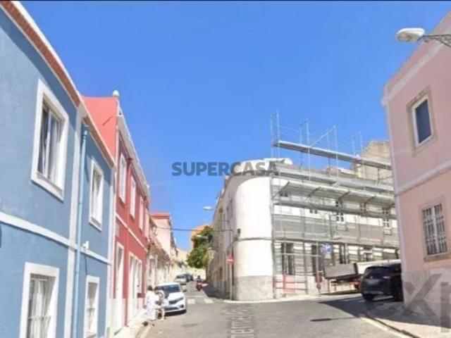 Apartamento T2 em Campo de Ourique