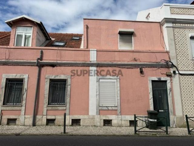 Apartamento T2 em Campo de Ourique