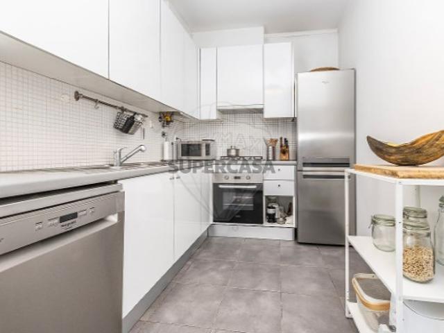 Apartamento T2 em Campo de Ourique