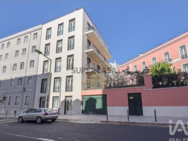 Apartamento T2 em Campolide