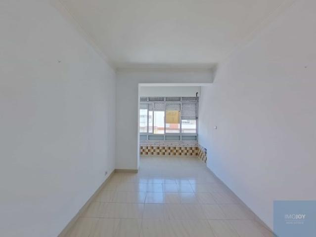 Apartamento T2 em Caneças