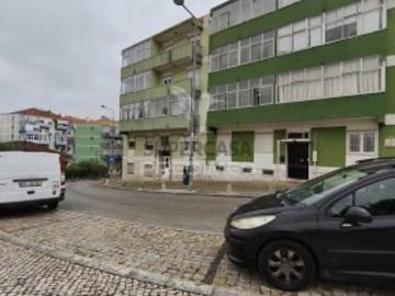 Apartamento T2 em Cacém e São Marcos