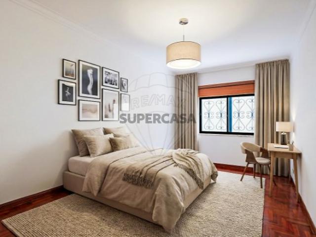 Apartamento T2 em Cacém e São Marcos