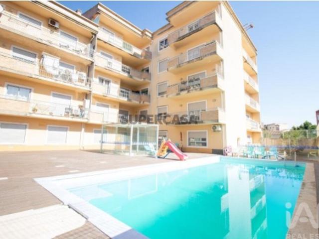 Apartamento T2 em Cadaval e Pêro Moniz de 153 m²