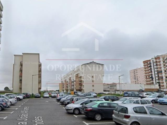 Apartamento T2 em Carregado, Alenquer