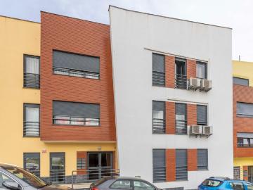 Apartamento T2 em Casal de Cambra