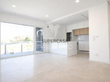 Apartamento T2 em Charneca de Caparica e Sobreda