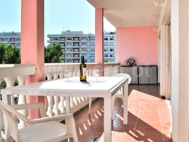 Apartamento T2 em Condomínio Privado com Piscina Arrendamento de Inverno