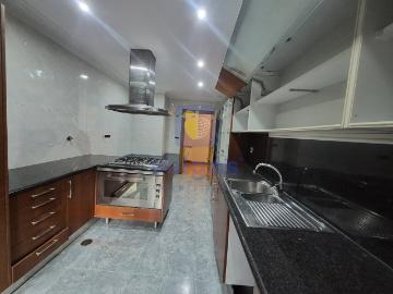 Apartamento T2 em Condomínio Privado com Piscina – Vila Franca de Xira