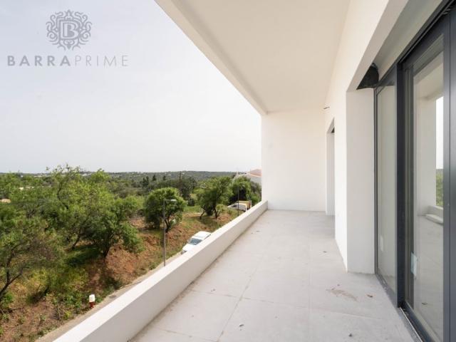 Apartamento T2 em Condomínio Privado no Centro de Loulé