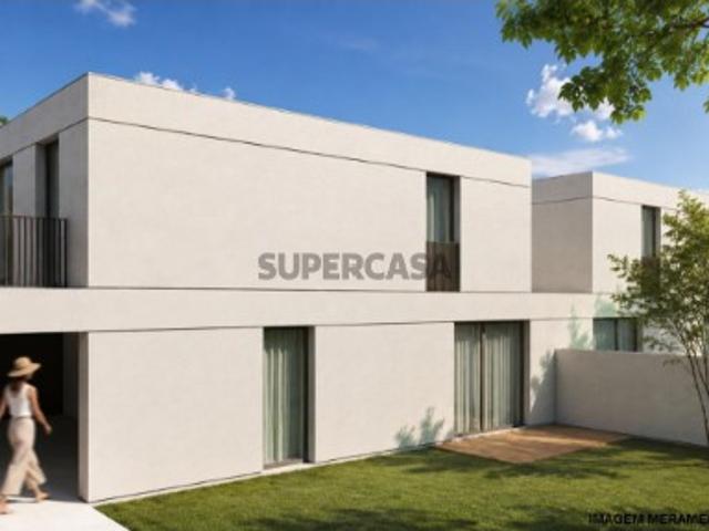 APARTAMENTO T2 EM CONSTRUÇÃO