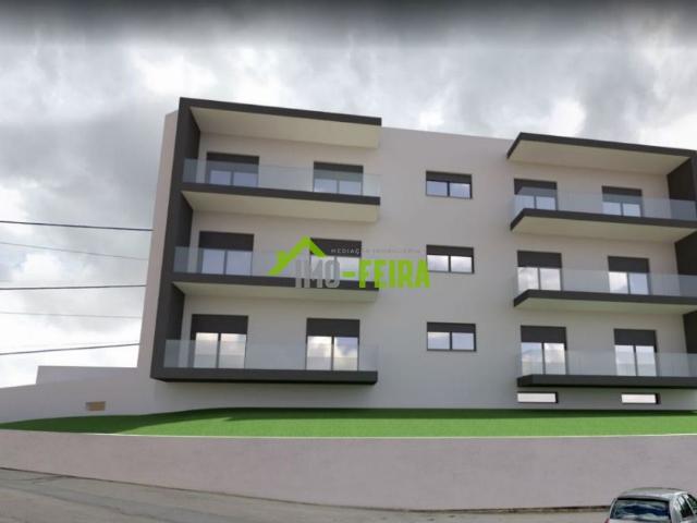 Apartamento T2, em construção