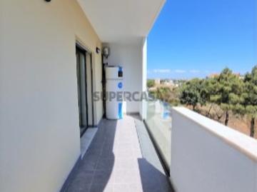 Casa à venda em Ramada e Caneças - Varanda