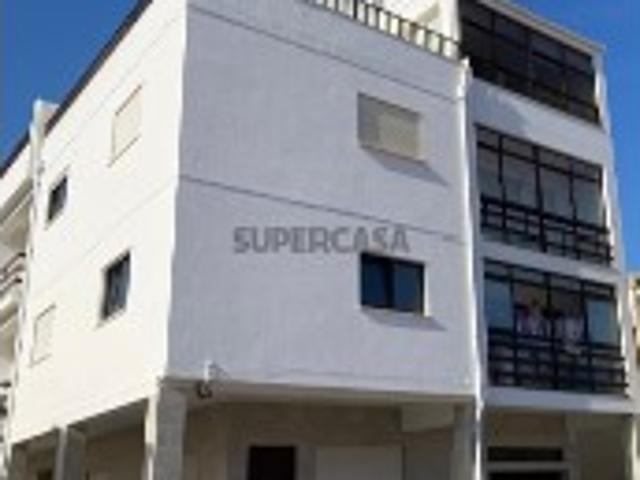 Apartamento T2 em Coimbrão
