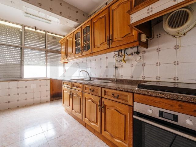 Apartamento T2 em Coimbra junto Bairro Norton de Matos