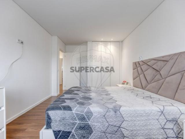 Apartamento T2 em Coronado São Romão e São Mamede