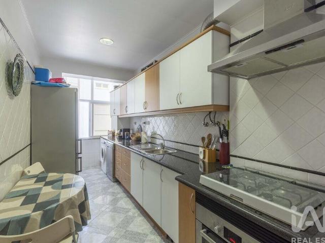 Apartamento T2 em Costa da Caparica de 70 m² 70m² Charneca De Caparica