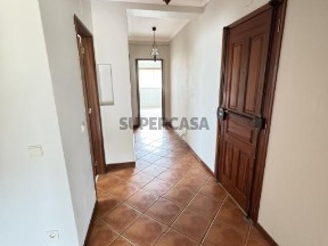 Apartamento T2 em Eiras e São Paulo de Frades