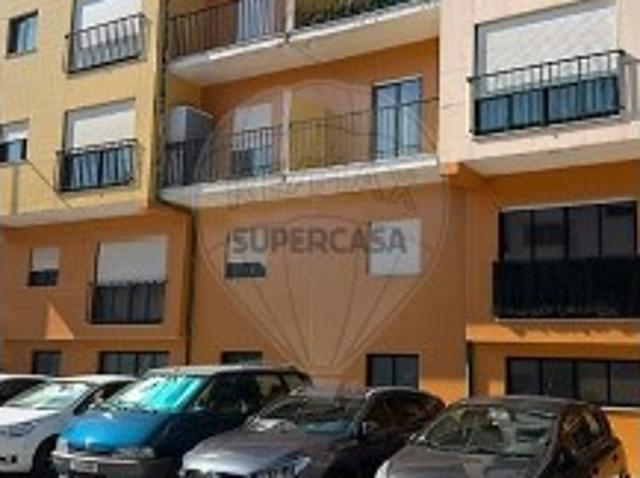 Apartamento T2 em Esgueira