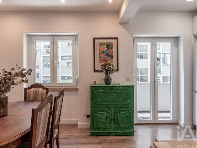 Apartamento T2 em Estrela 81m² Lisboa